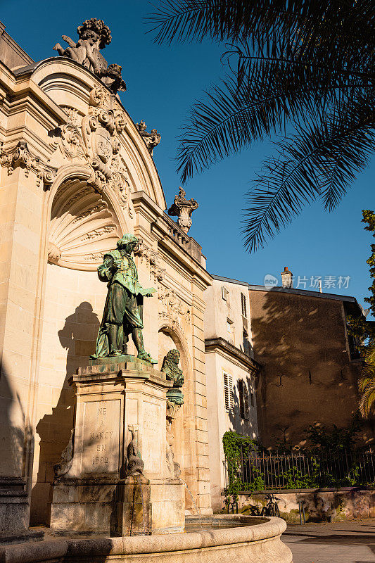 Jacques Callot statue, Place Vaudémont, Nancy, France.